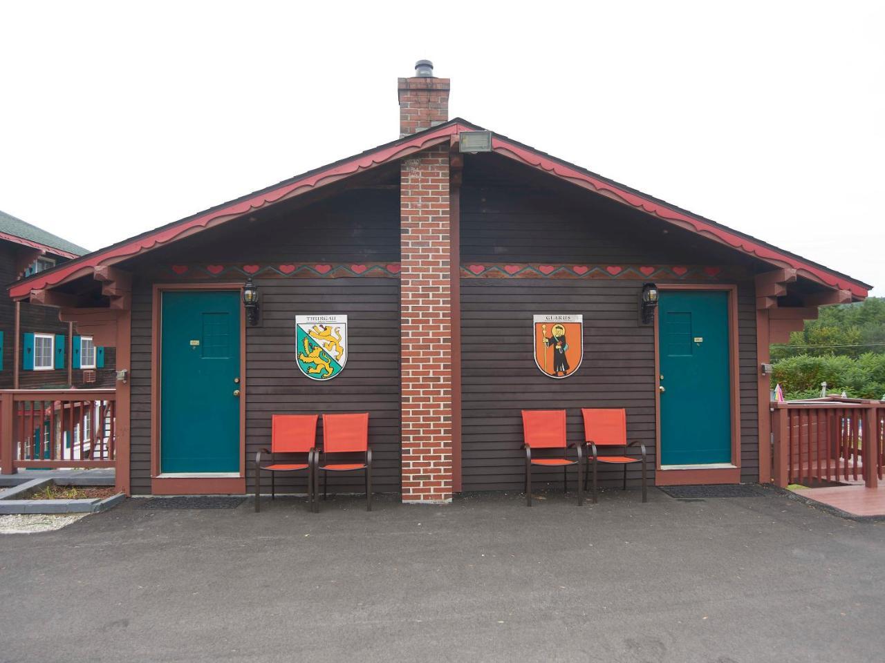 Swiss Chalets Village Inn North Conway Extérieur photo
